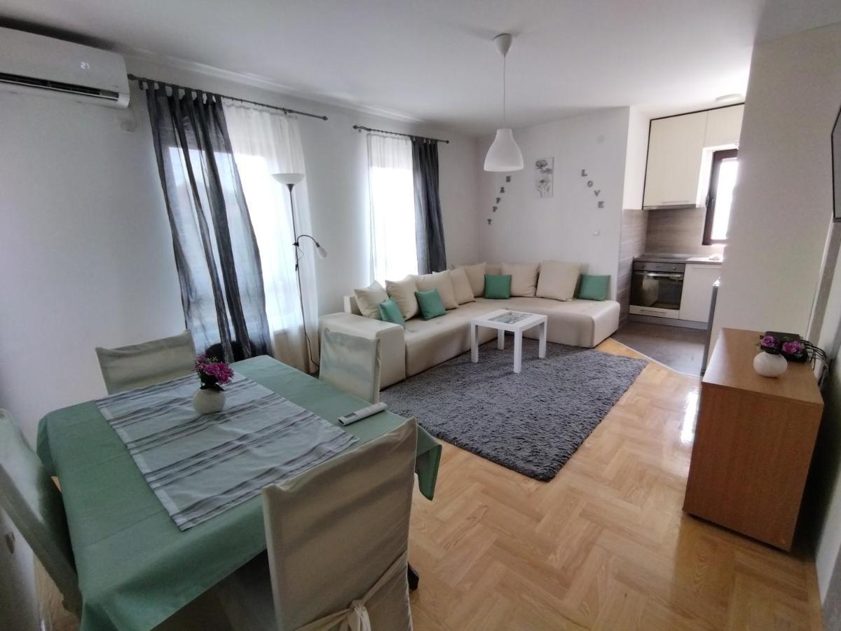 Apartman Gana Altina Lux Belgrade Exterior photo